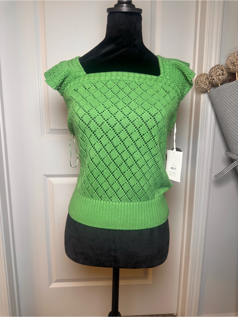 Free Assembly Green Knit Cap-Sleeve Women's Sweater / BNWT